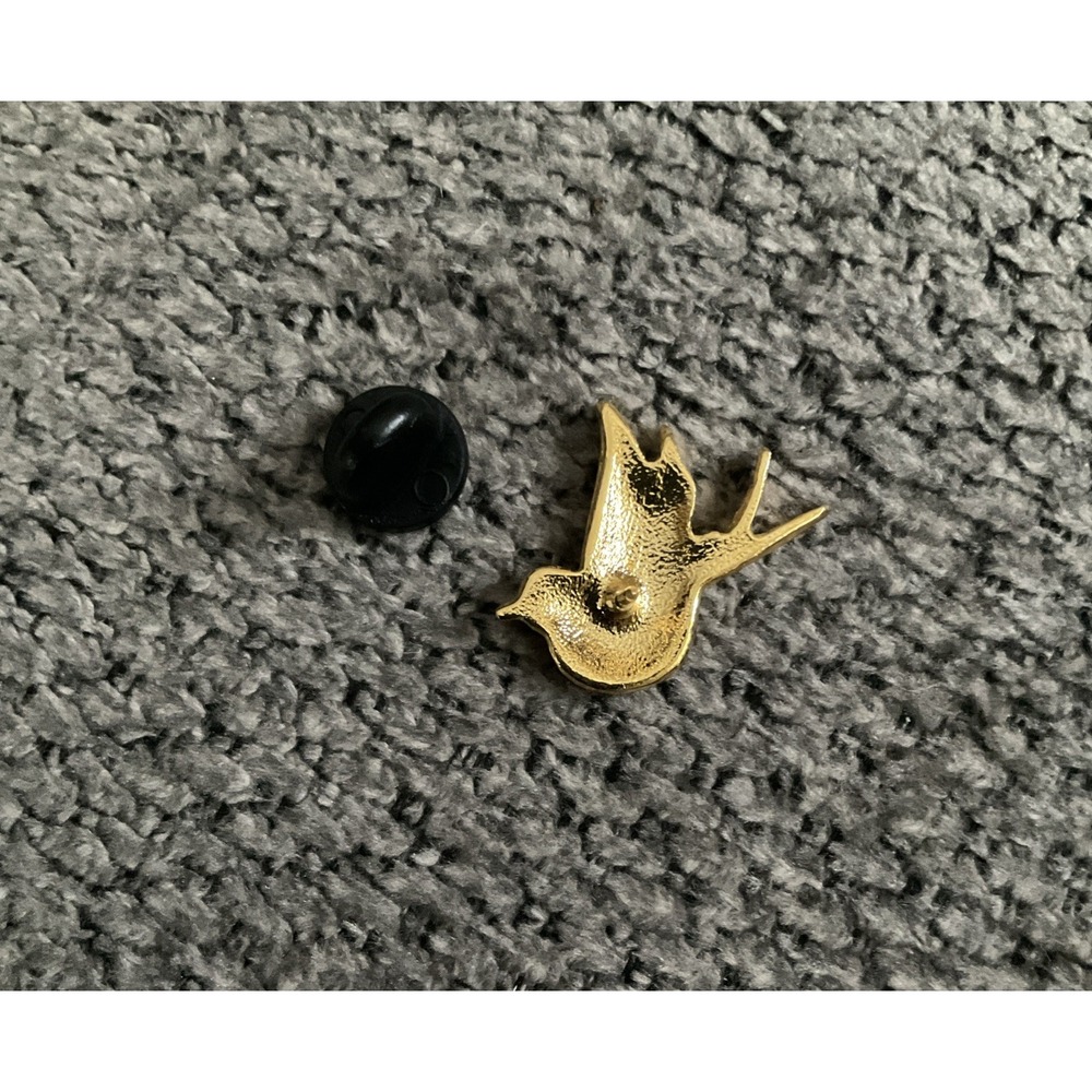 Dove w Rhinestone Eye Gold Tone Vintage Lapel Pin Pinback - Picture 3 of 4
